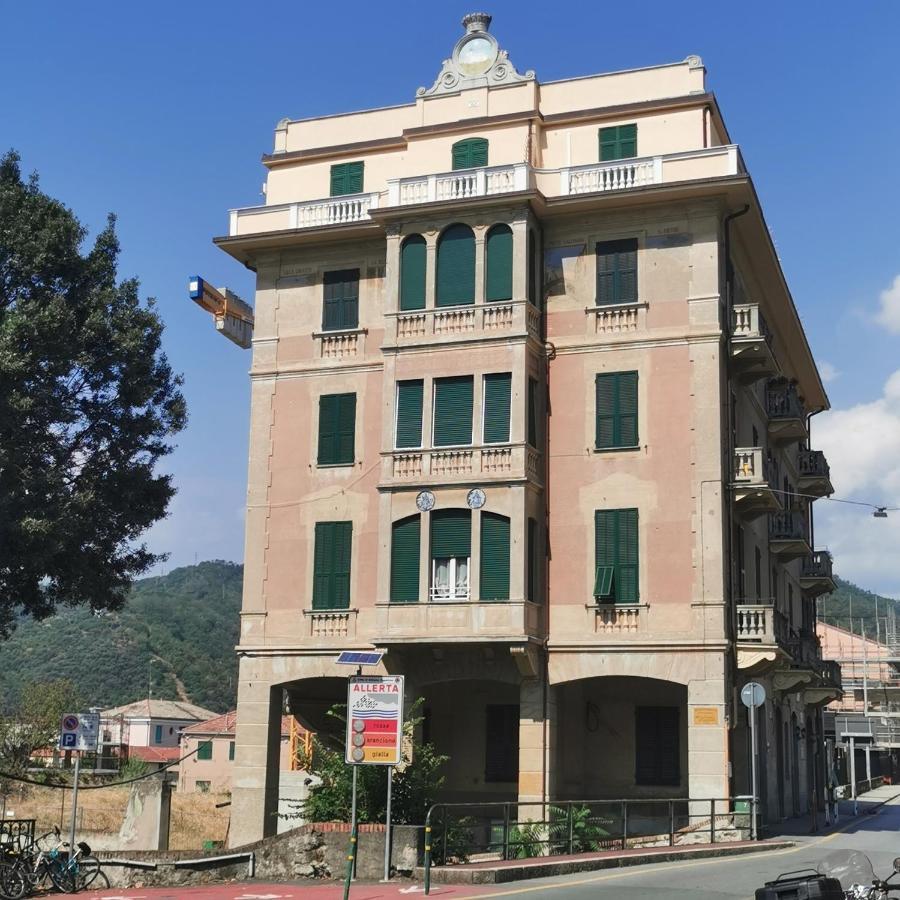 ألبيسولا سوبيريوري Albisola Bed And Breakfast المظهر الخارجي الصورة
