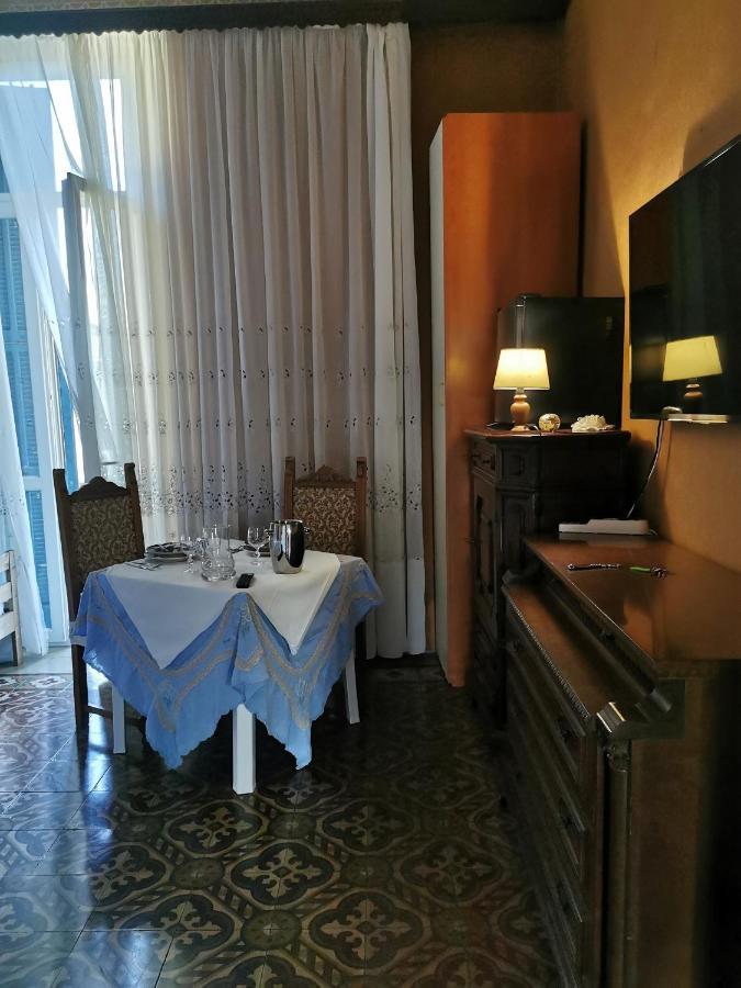 ألبيسولا سوبيريوري Albisola Bed And Breakfast المظهر الخارجي الصورة