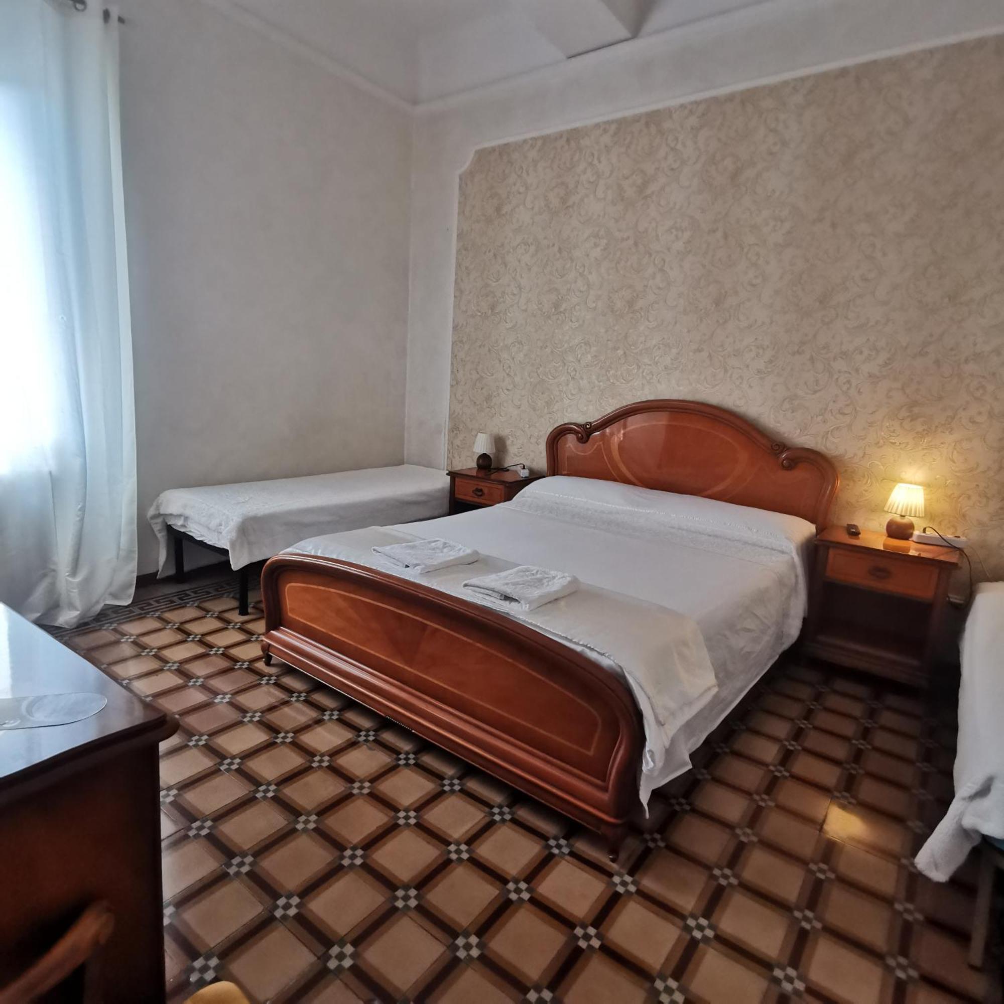 ألبيسولا سوبيريوري Albisola Bed And Breakfast المظهر الخارجي الصورة